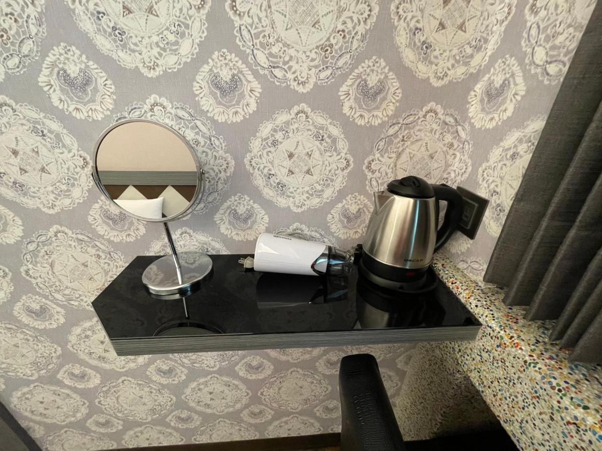 Weifeng Boutique Business Hotel - Zhanqian Branch Pingtung Esterno foto
