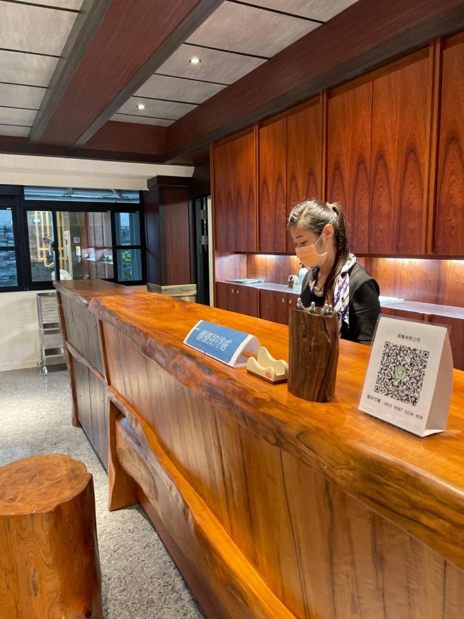 Weifeng Boutique Business Hotel - Zhanqian Branch Pingtung Esterno foto