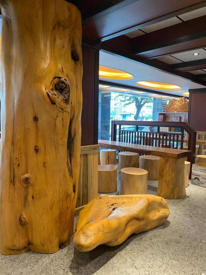 Weifeng Boutique Business Hotel - Zhanqian Branch Pingtung Esterno foto